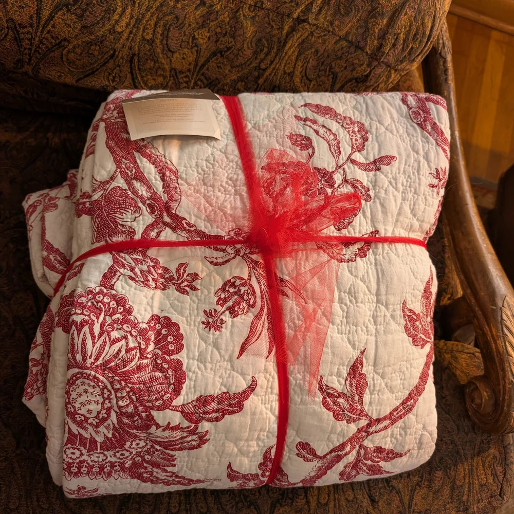 Colonial Williamsburg Arcadia Red Full/Queen Size Quilt Set